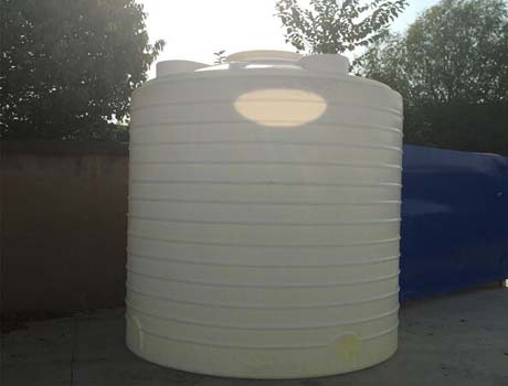 ���σ���